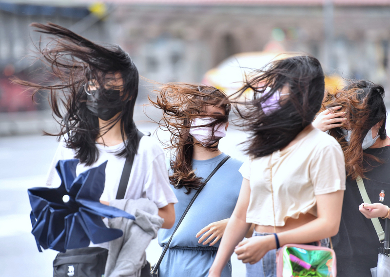 Erste Böen eines Taifunausläufers (CNA Archivfoto)