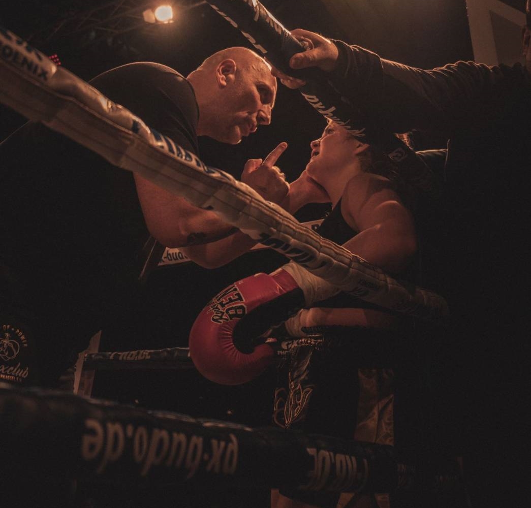 Alicia Hirschle über Kickboxing in Taiwan und Deutschland episode artwork