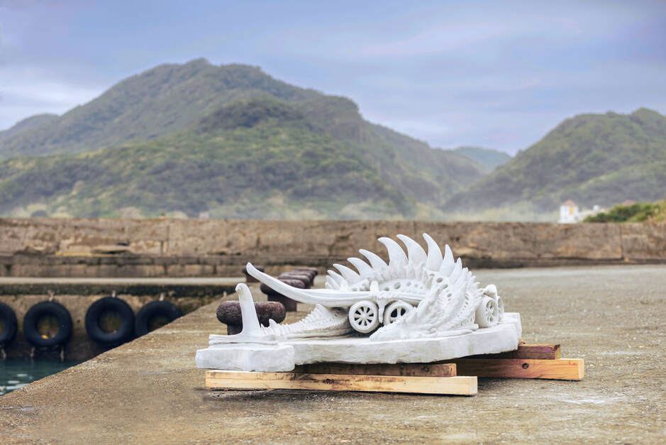 Diese Skulptur der Künstlerin Karin Janssen wurde im Hemei-Hafen im Norden versenkt. Nun sollen darauf Korallen gepflanzt werden. (Foto: Kalen Sheng)