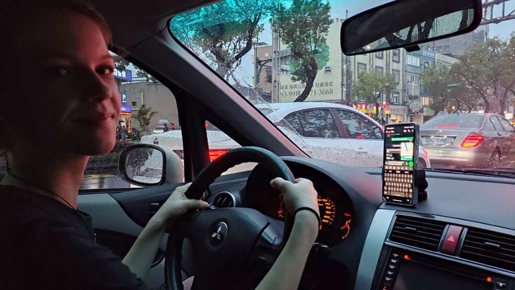 Nach bestandener Prüfung geht es für Noëlle auf die Straßen von Taipei. (Foto: Noëlle Pinnow)