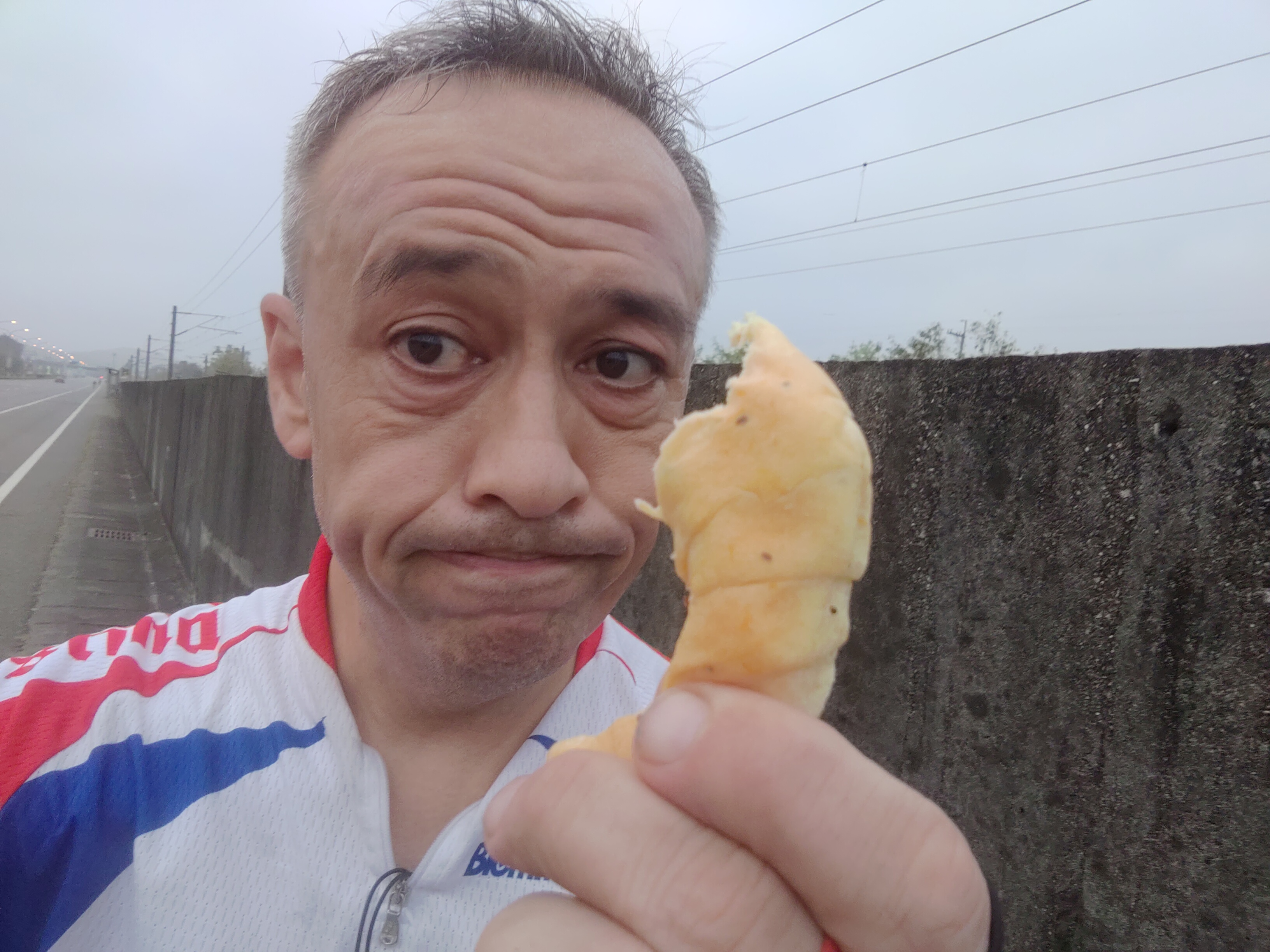 Eine erste Stärkung nach Sonnenaufgang (Bild: Ilon Huang)