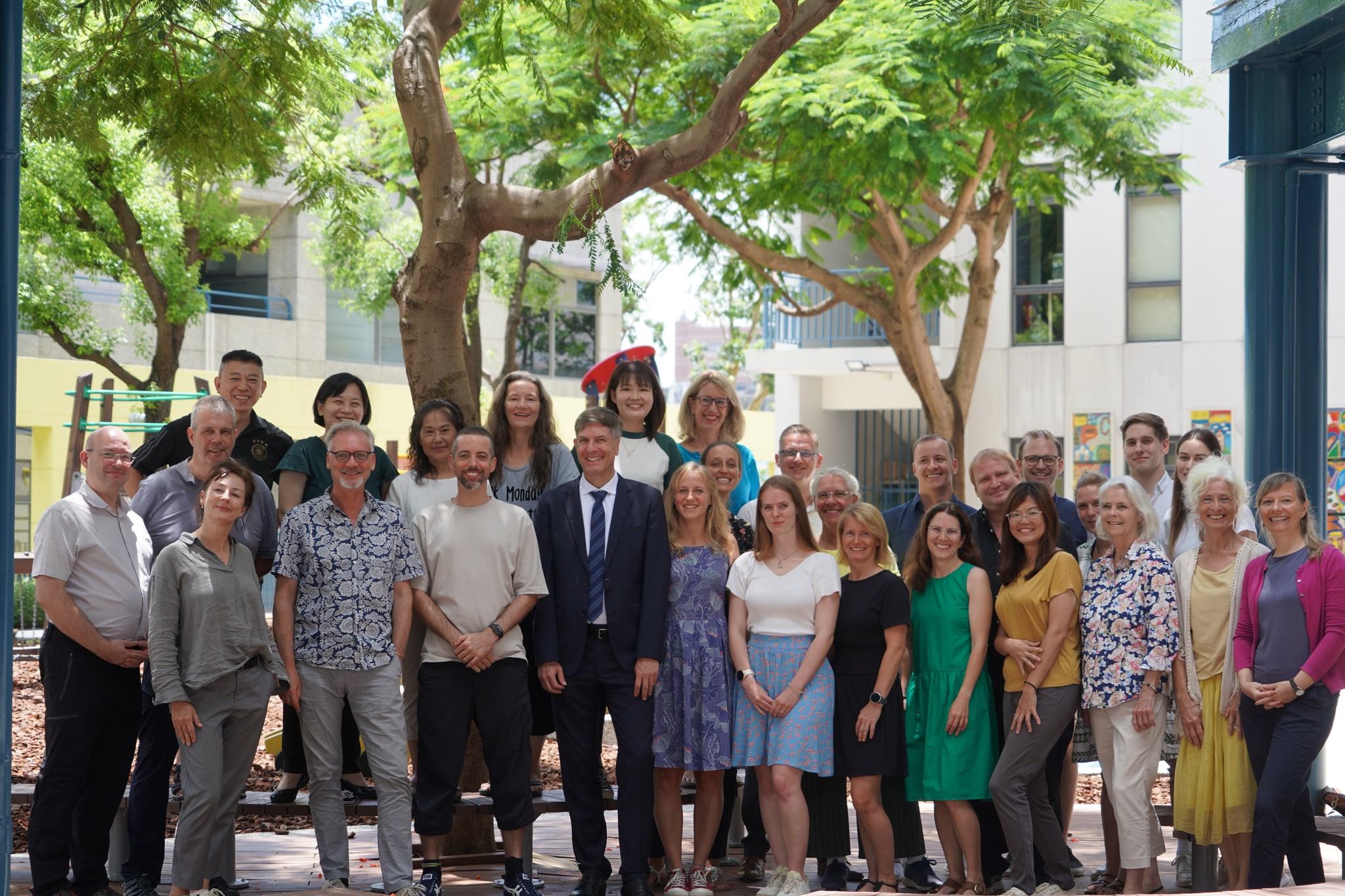 Das Kollegium der Deutschen Schule Taipei (Kindergarten, Grundschule und weiterführende Schule) (Foto: Deutsche Schule Taipei)