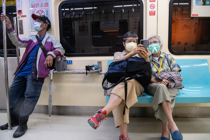 Alte Menschen brauchen städtische Infrastruktur wie Sitzbänke, barrierefreien Zugang zum Nahverkehr oder Schilder mit großer Schrift. (CNA)
