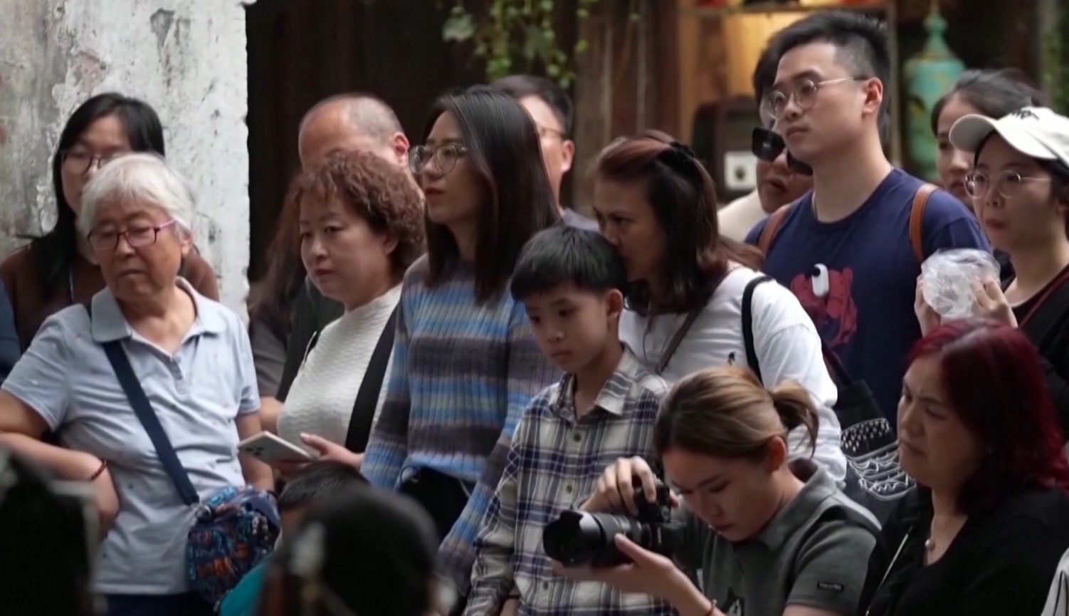 A Taipei Nangang district neighborhood representative's organized trip to China's Jiangsu province is under scrutiny. (Photo: Rti)