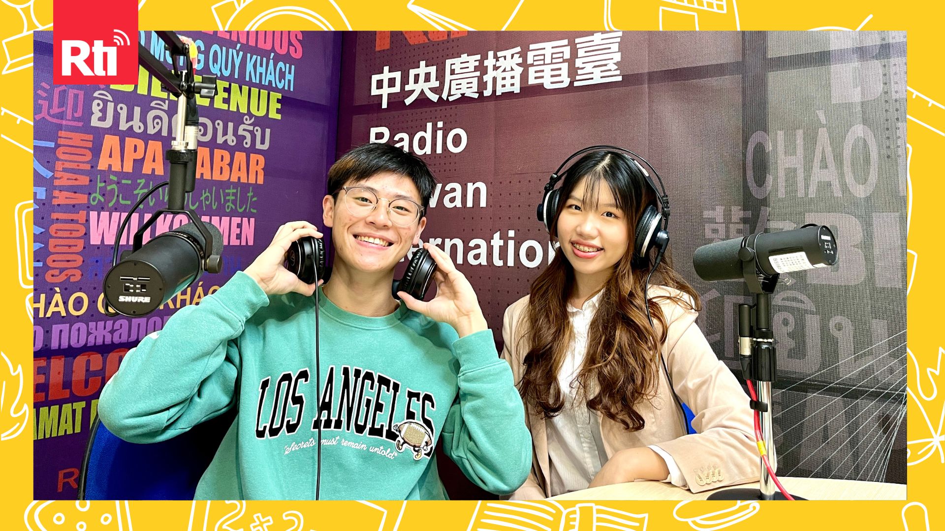 Joanne asks Wanson a bunch of questions about this radio program. (Photo: Wanson Wang)