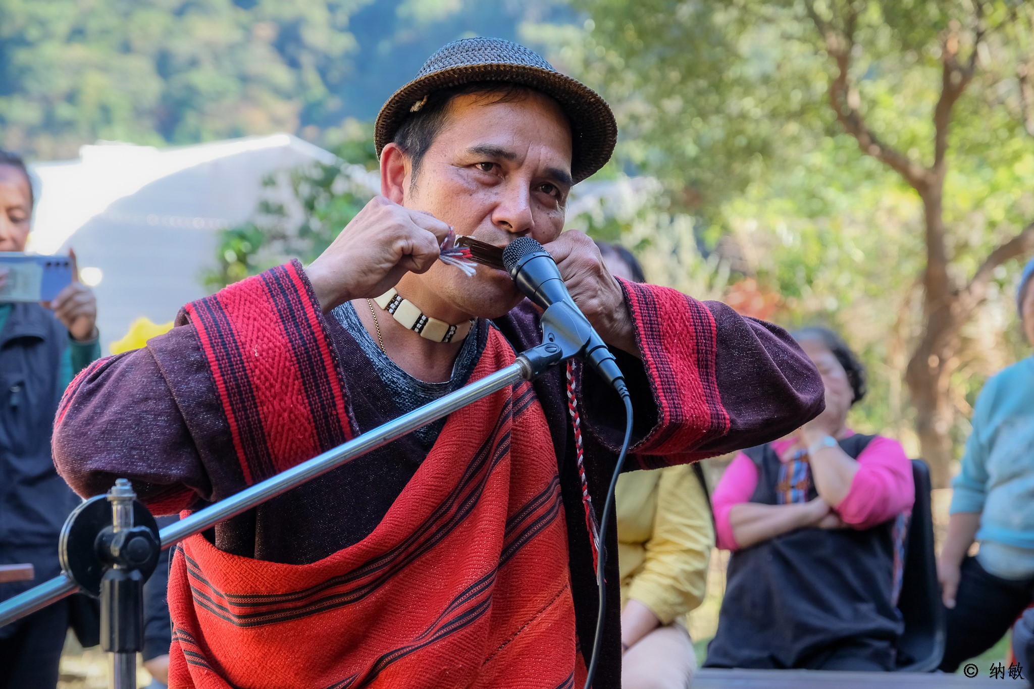 Traditional Indigenous musical instruments: The mouth harp-News-Radio ...
