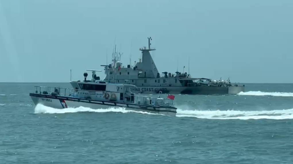 Coast Guard Administration Deputy Director Hsieh Ching-chin stated that from January to June this year, a total of 835 Chinese vessels have crossed over border lines. (Photo: Coast Guard)