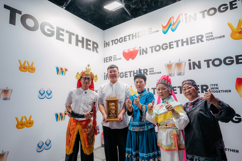 Taiwan's "soul-guiding arrays" makes world debut in Paris Cultural Olympiad