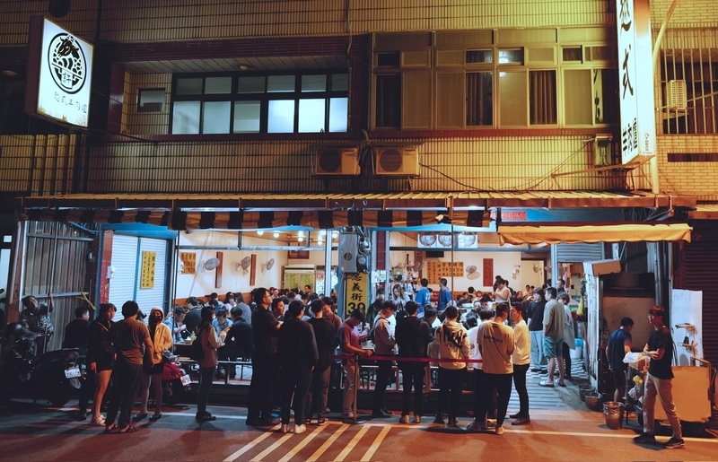 Queu for winter culinary goodness in souther Taiwan. (Photo: CNA)