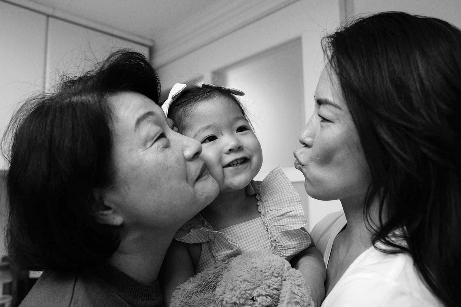 Three generations captured in a photo! (Photo: Cahleen Hudson)