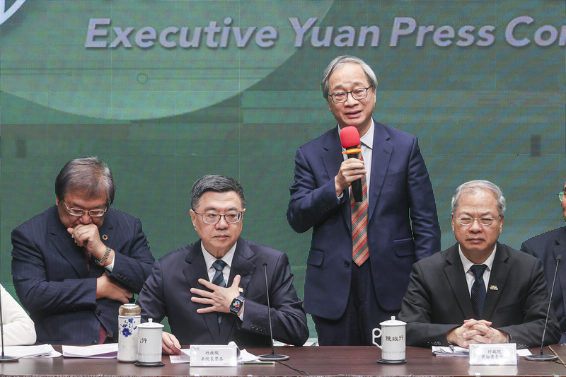 Li Yuan says the budget cuts are unreasonable and humiliating. (Photo: CNA)