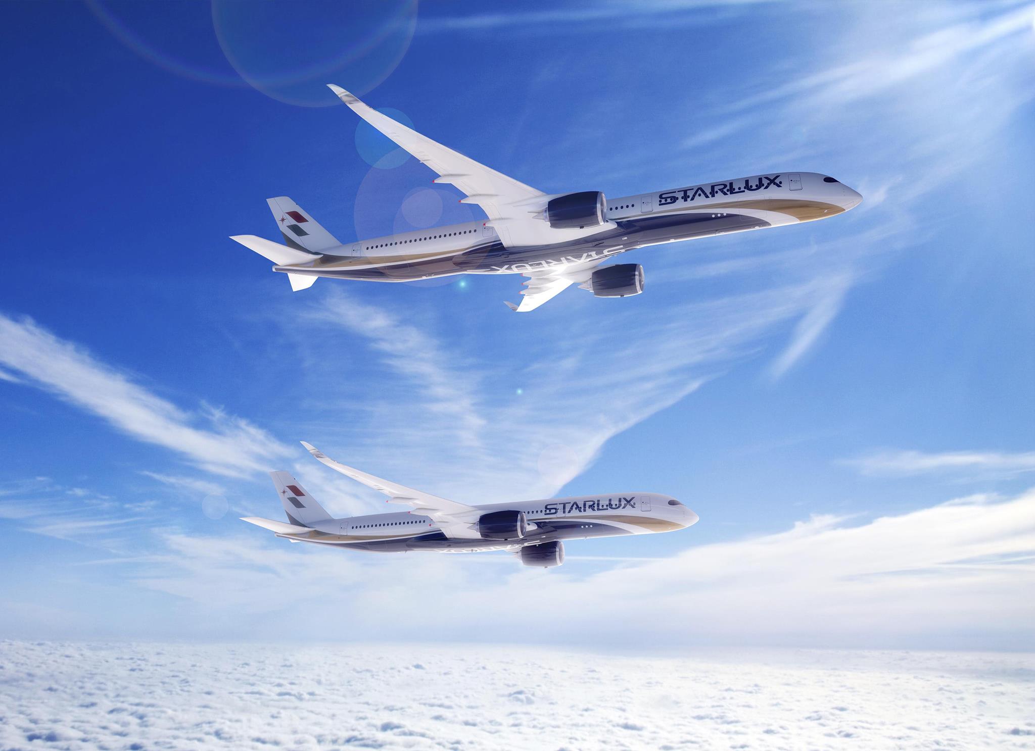 Les Airbus A350-1000 et A350-900 (Photo fournie par Starlux)