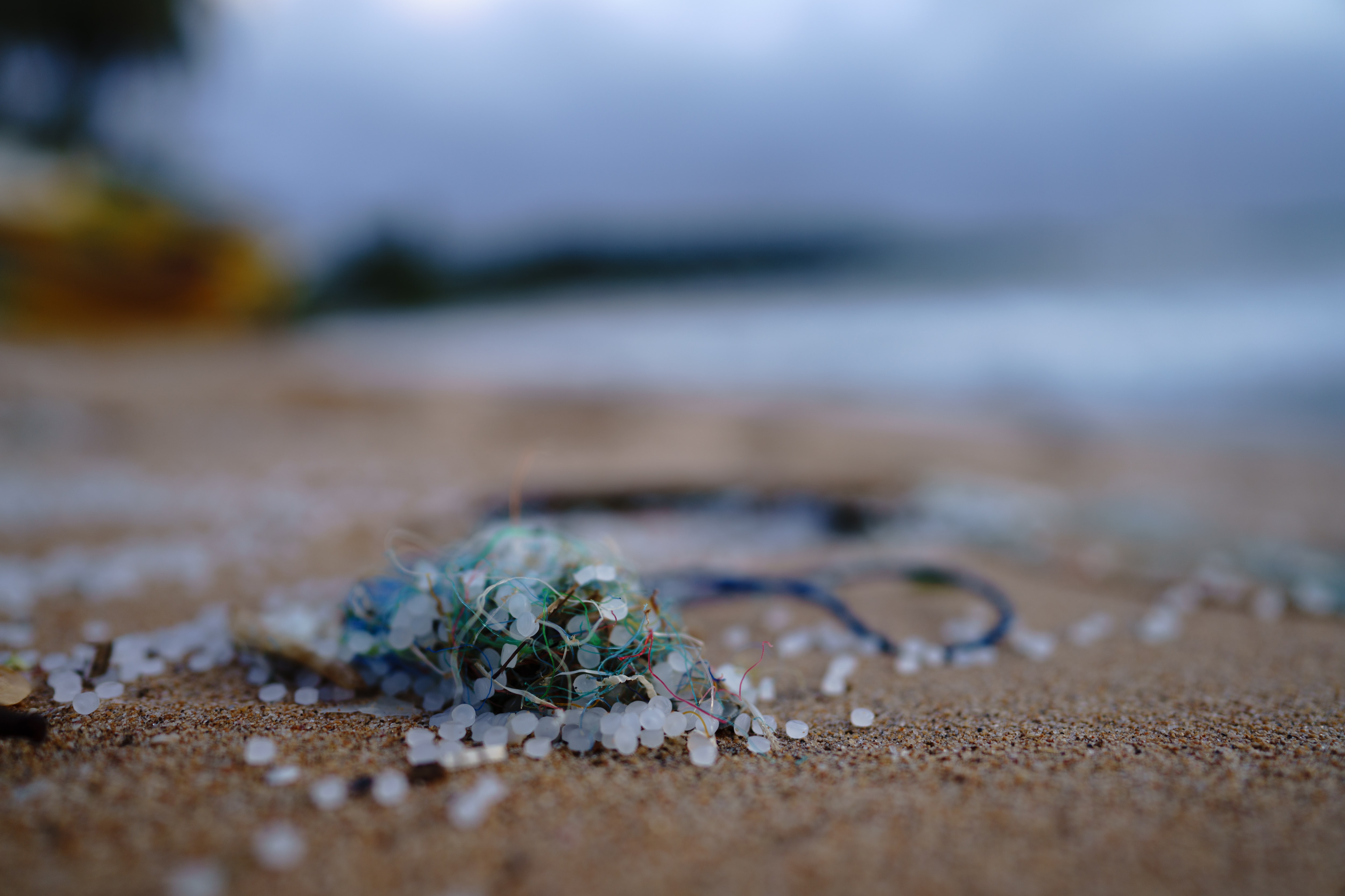 Microplastiques en mer (Photo unsplash)