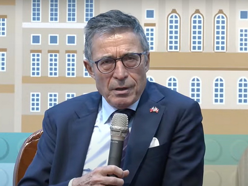 L’ancien secrétaire général de l’OTAN Anders Fogh Rasmussen (Image : Vidéo Live du MOFA)