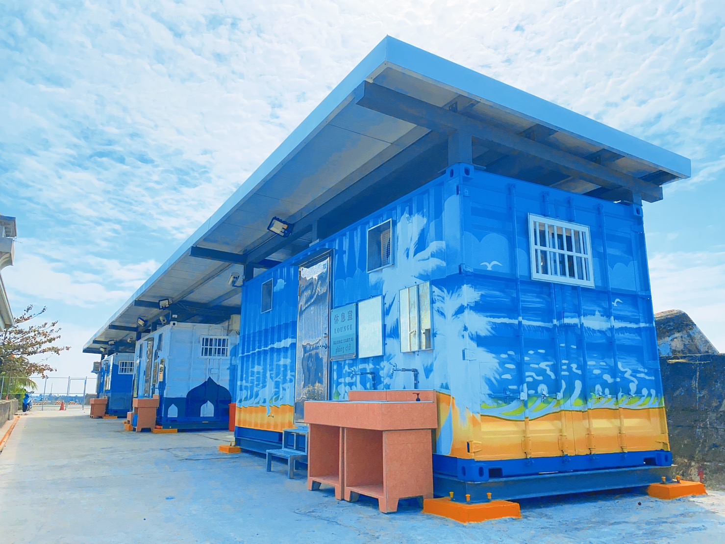 Inauguration de locaux pour les pêcheurs étrangers du port de Tung Kang (Image : Bureau de la pêche)