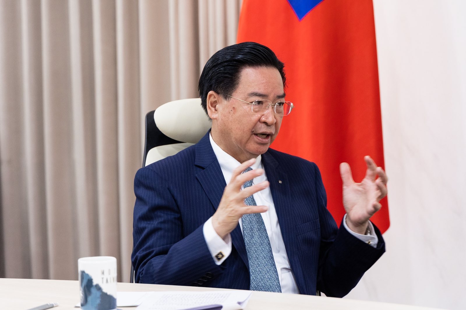 Le ministre des Affaires étrangères Joseph Wu réagissant aux propos d'Emmanuel Macron (photo MOFA)