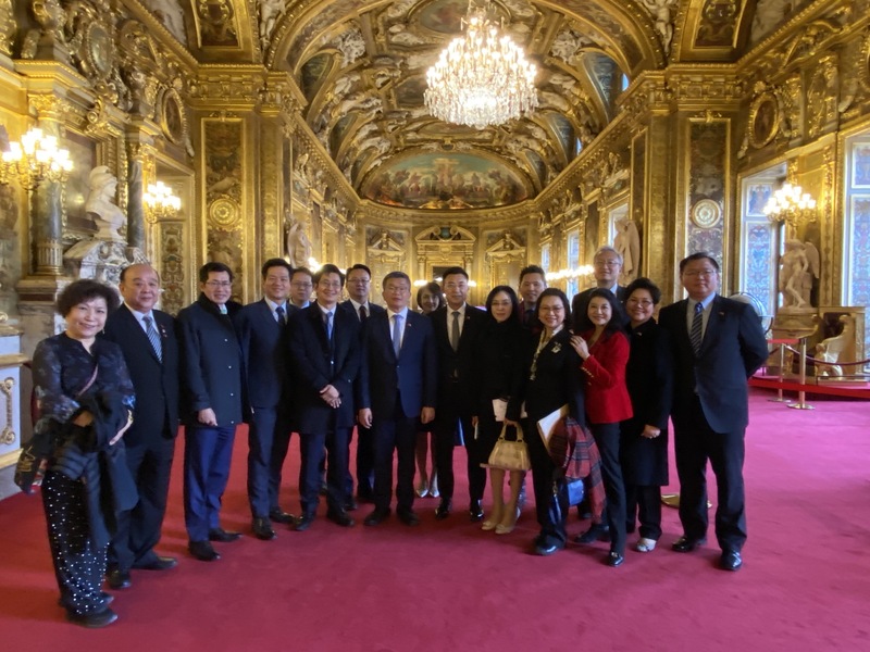 Députés taïwanais en visite au Sénat (Photo CNA)