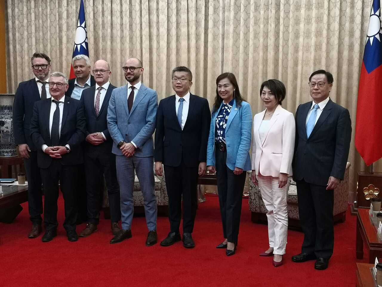 La délégation parlementaire belge reçue au Yuan législatif (photo, RTI/Liu)