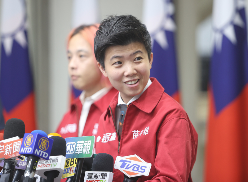 La conseillère municipale Miao Poya, du parti de l'Union Social-démocratique, est candidate aux élections législatives en 2024, avec le soutien du DPP (photo CNA)