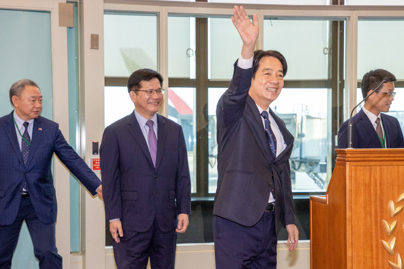 Lai Ching-te quitte Taïwan pour entamer sa visite au Paraguay (Photo CNA)