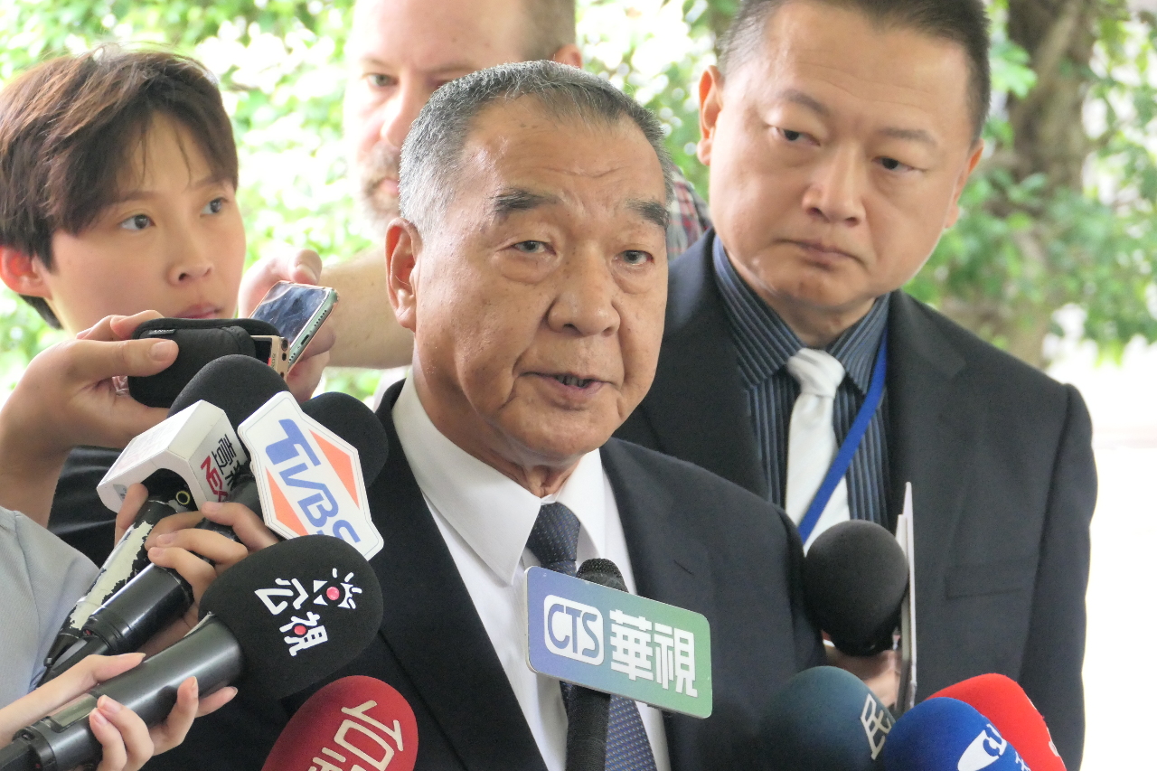 Le ministre de la Défense Chiu Kuo-cheng (photo, Rti/Chao)