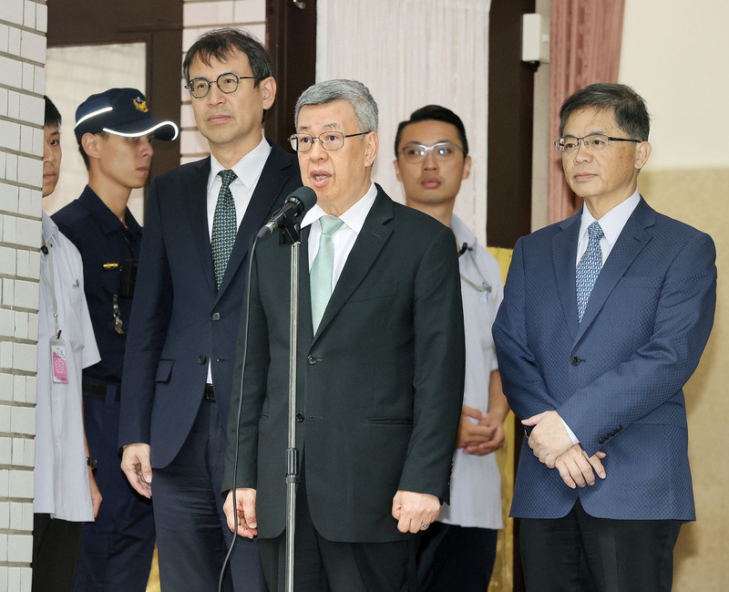 Le Premier ministre annonce de nouvelles aides pour les jeunes devant le Yuan législatif (photo CNA)