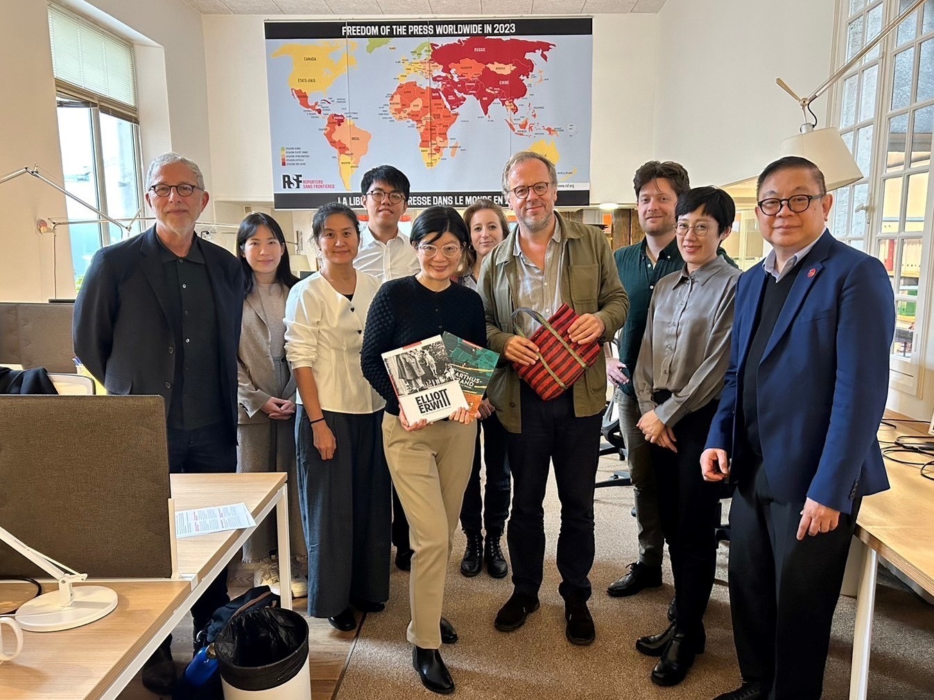 Rti multiplie les échanges à Paris et à Londres pour la formation des talents journalistiques et la lutte contre la désinformation, ici à RSF (photo Rti)