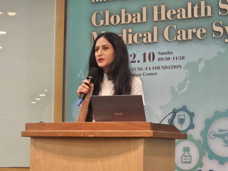 Lujain Alqodmani, présidente de l'Association médicale mondiale (photo CNA)