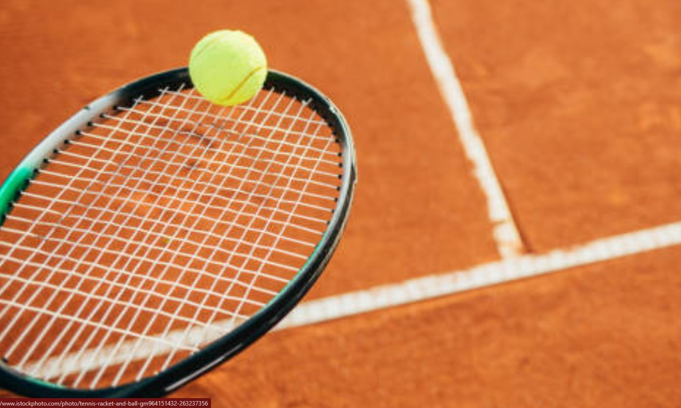 Tennis, terre battue (illustration : source Pexels)