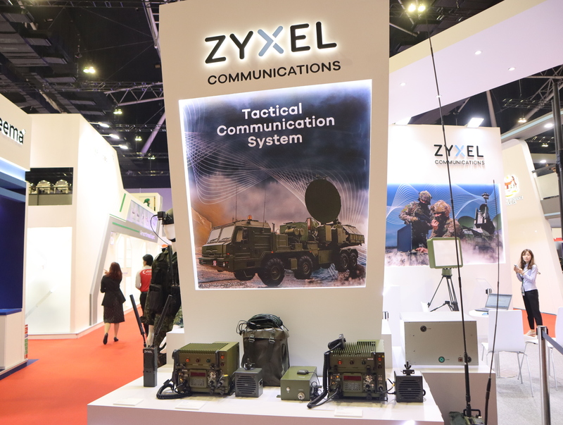 Le stand de l'entreprise taïwanaise Zyxel Communications au Salon sur les services de défense en Asie (DSA) et à l’exposition internationale National Security Asia (NATSEC), du 6 au 9 mai 2024 (photo : CNA)