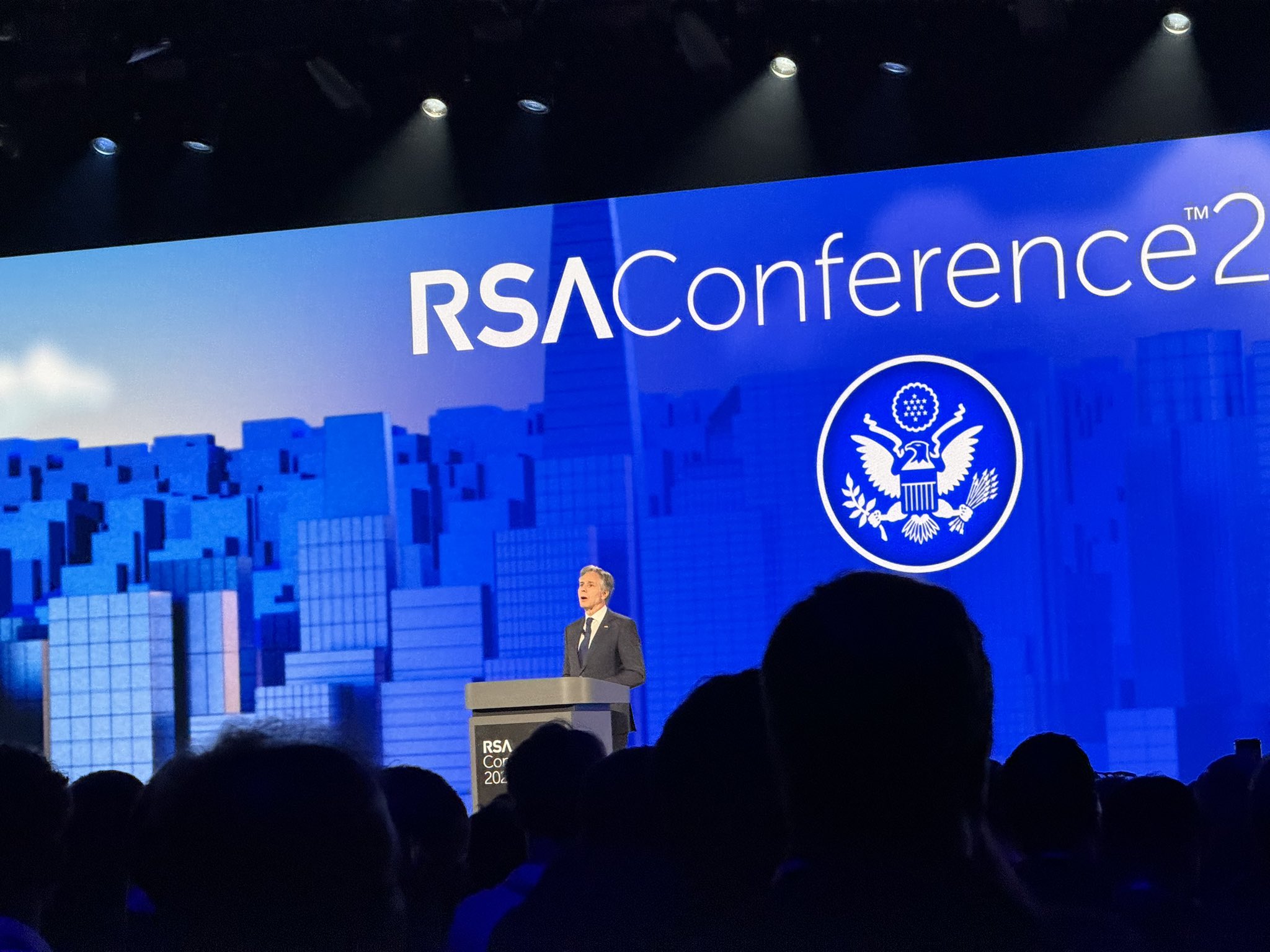 Le secrétaire d'État américain Antony Blinken lors de la Conférence américaine sur la sécurité de l’information (RSA) à San Francisco le 6 mai 2024 (photo : @RSAConference)