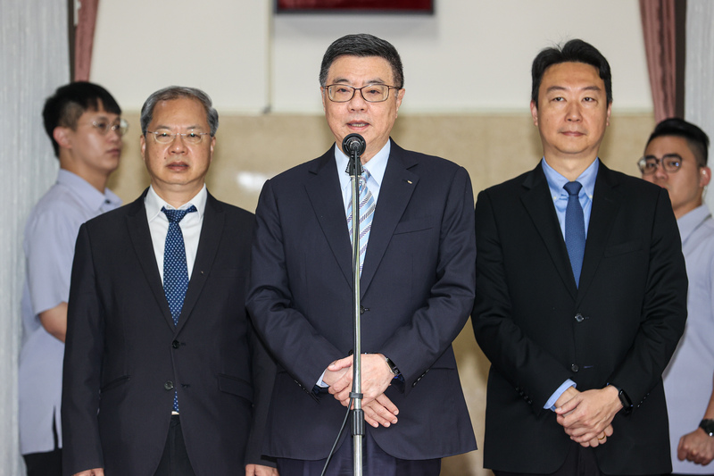 Le Premier ministre Cho Jung-tai s'explique sur le survol de Kinmen et Matsu par des avions civils chinois le 17 juin 2024 (photo : CNA)