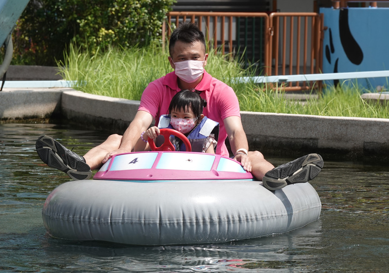 Fête des pères : un sondage revele que les pères taiwanais travaillent en moyenne plus de 10 h par jour (Image : archive CNA)