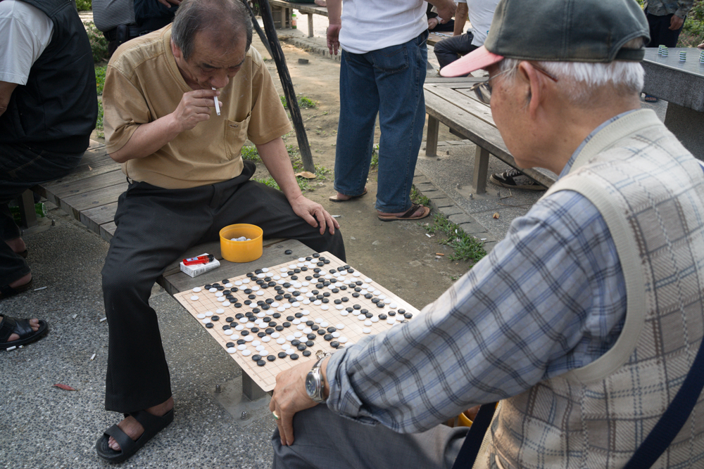 Joueurs de Go dans la rue à Taïwan (photo : Sasa)