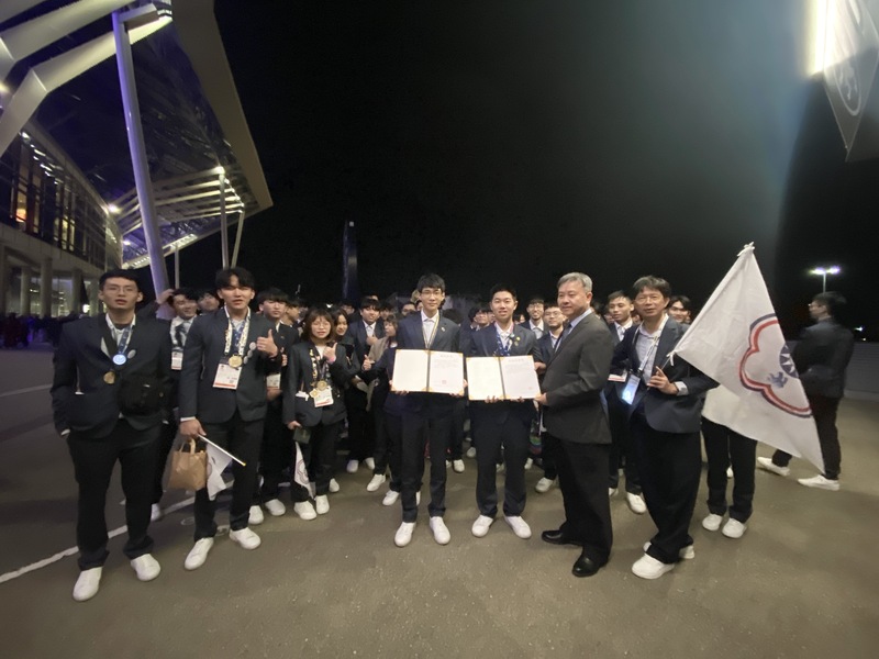 Lors des 47e WorldSkills, qui s'est déroulée à Lyon en septembre 2024, la délégation taïwanaise a obtenu deux médailles d’or, trois d’argent et dix de bronze, ainsi que 28 médailles d’excellence. (photo : CNA)