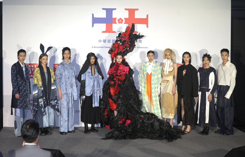 La ville de Taipei qui accueille de nouveau le gala national après huit ans a annoncé l'organisation d'un défilé de mode pour mettre en valeur le soft power culturel et créatif de Taïwan (photo CNA)