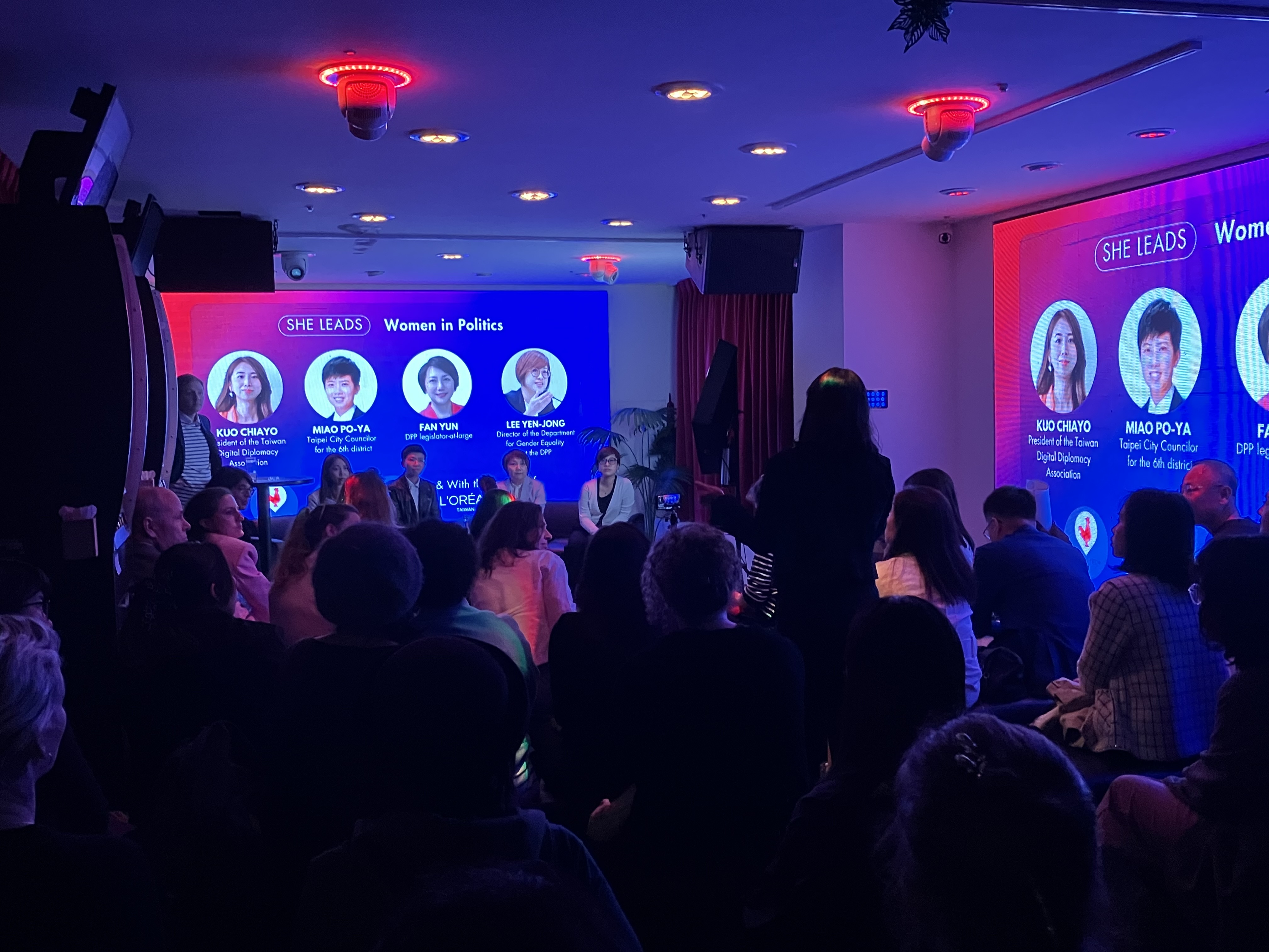 Table-ronde sur les femmes taïwanaises en politique à l'occasion de la journée internationale des droits des femmes 2025 organisée par le BFT (photo : Sasa)