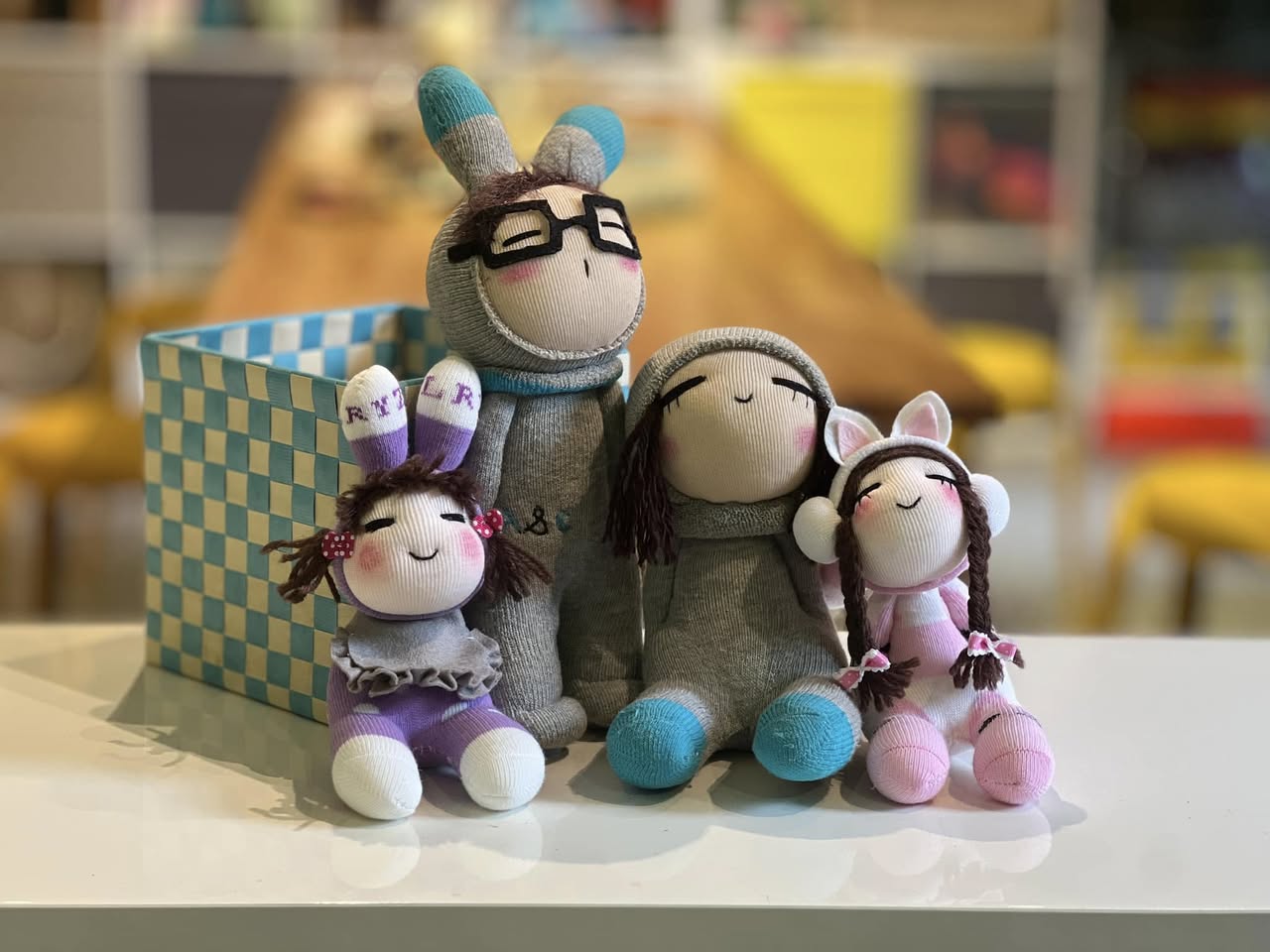 Poupées Ha Sock - atelier de confection dans le village de Shiding (photo Facebook Ha Sock)