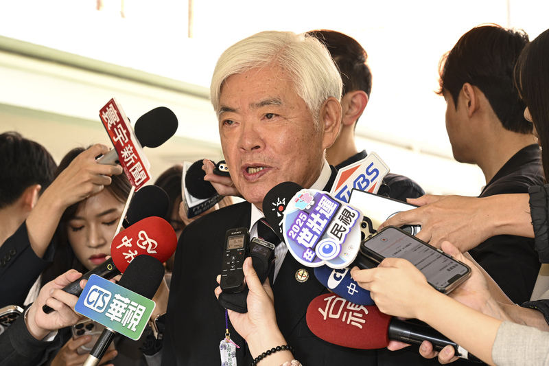 Le président de la Commission centrale des élections, Lee Chin-yung (photo : CNA)