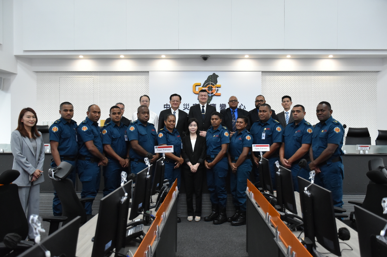 Les pompiers fidjiens à Taïwan pour la formation de secouristes (photo ministère de l'Intérieur)