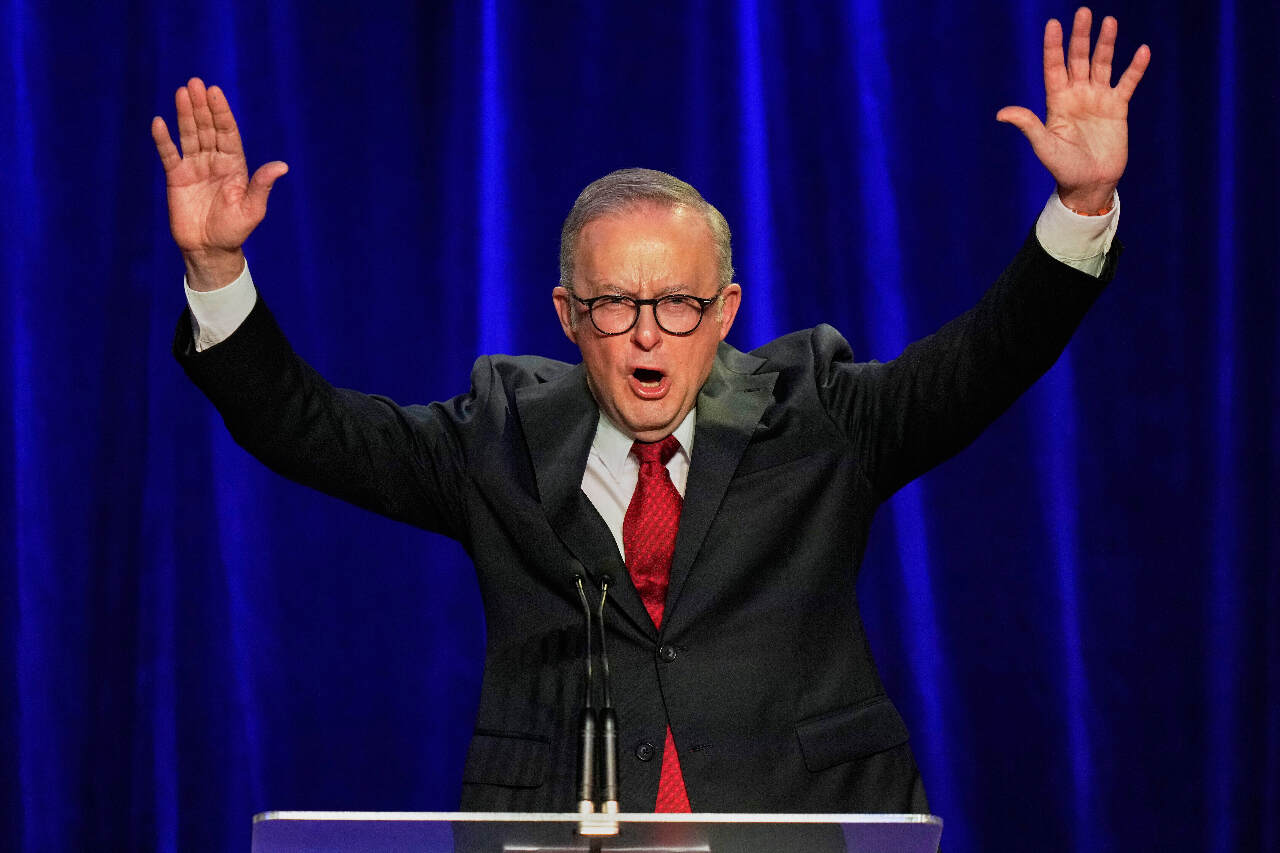 C'est aussi le 3 mai que se sont tenues les élections fédérales australiennes, qui se sont soldées par la victoire du parti travailliste au pouvoir et de son premier ministre Anthony Albanese (Image : Associated Press)