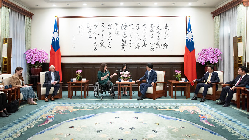 La sénatrice américaine Tammy Duckworth est arrivée aujourd'hui à Taïwan pour une visite de deux jours (Image : Flickr / Palais présidentiel)