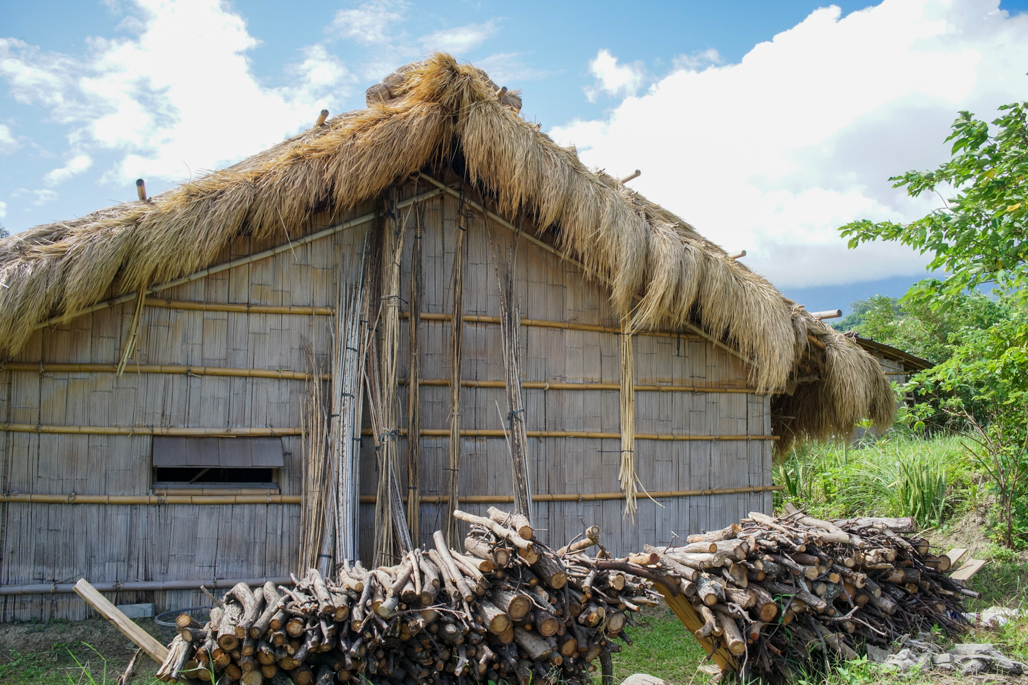 Séchage du rotin (© Sasa)