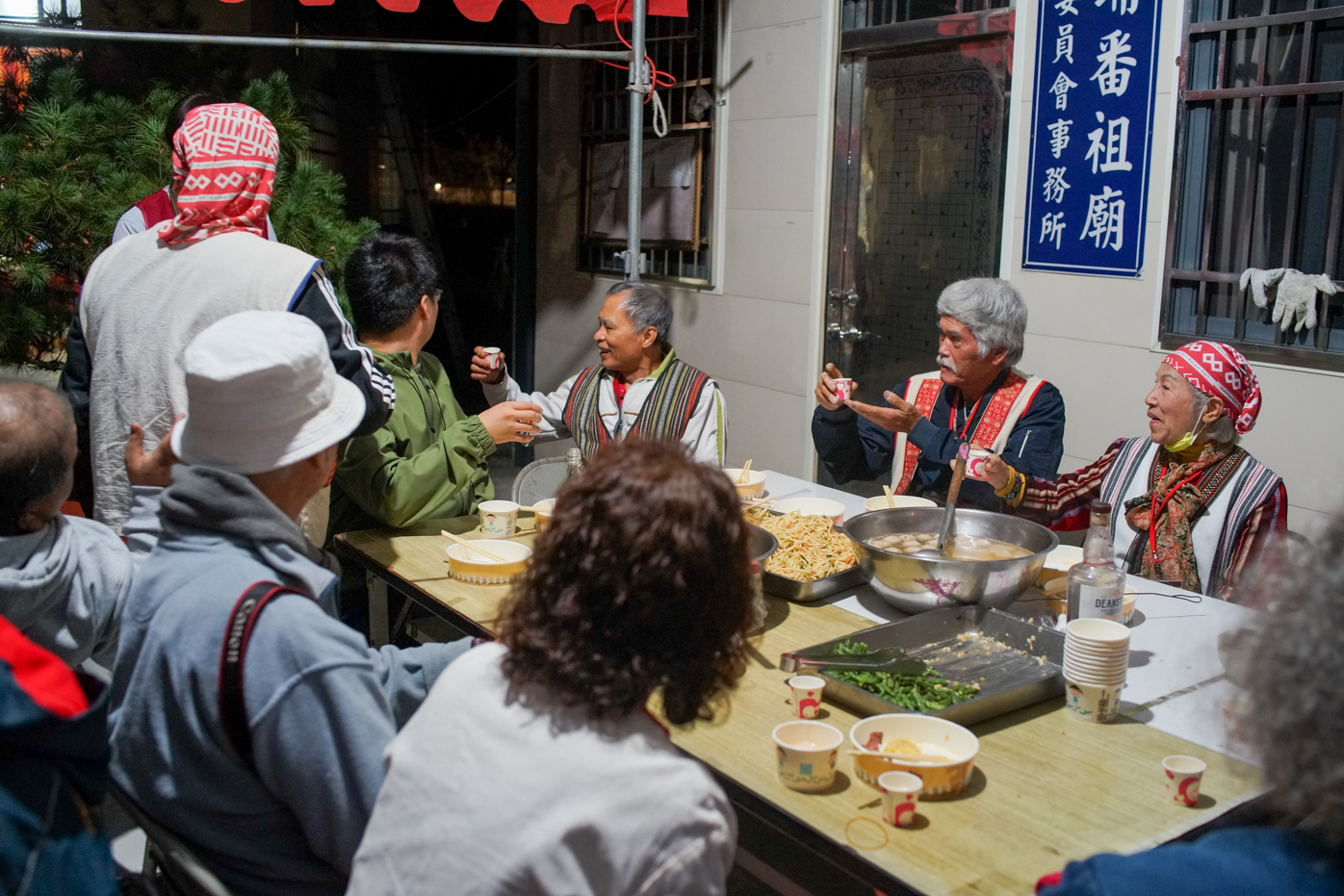 Repas du soir (photo © Sasa)