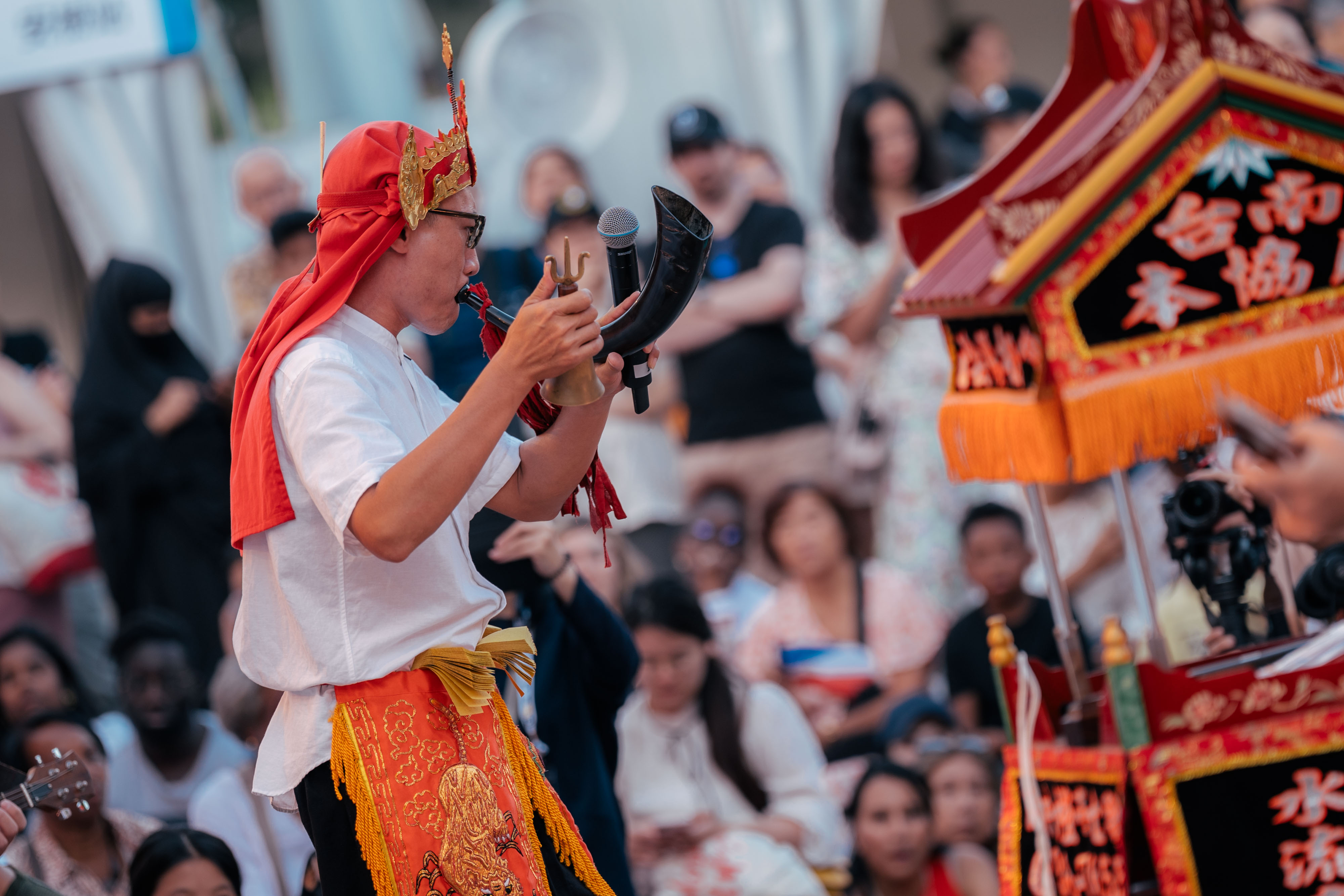 Lin Tsong-fan et sa troupe à l'olympiade culturelle des JO de Paris (photo fournie par le ministère taïwanais de la Culture)