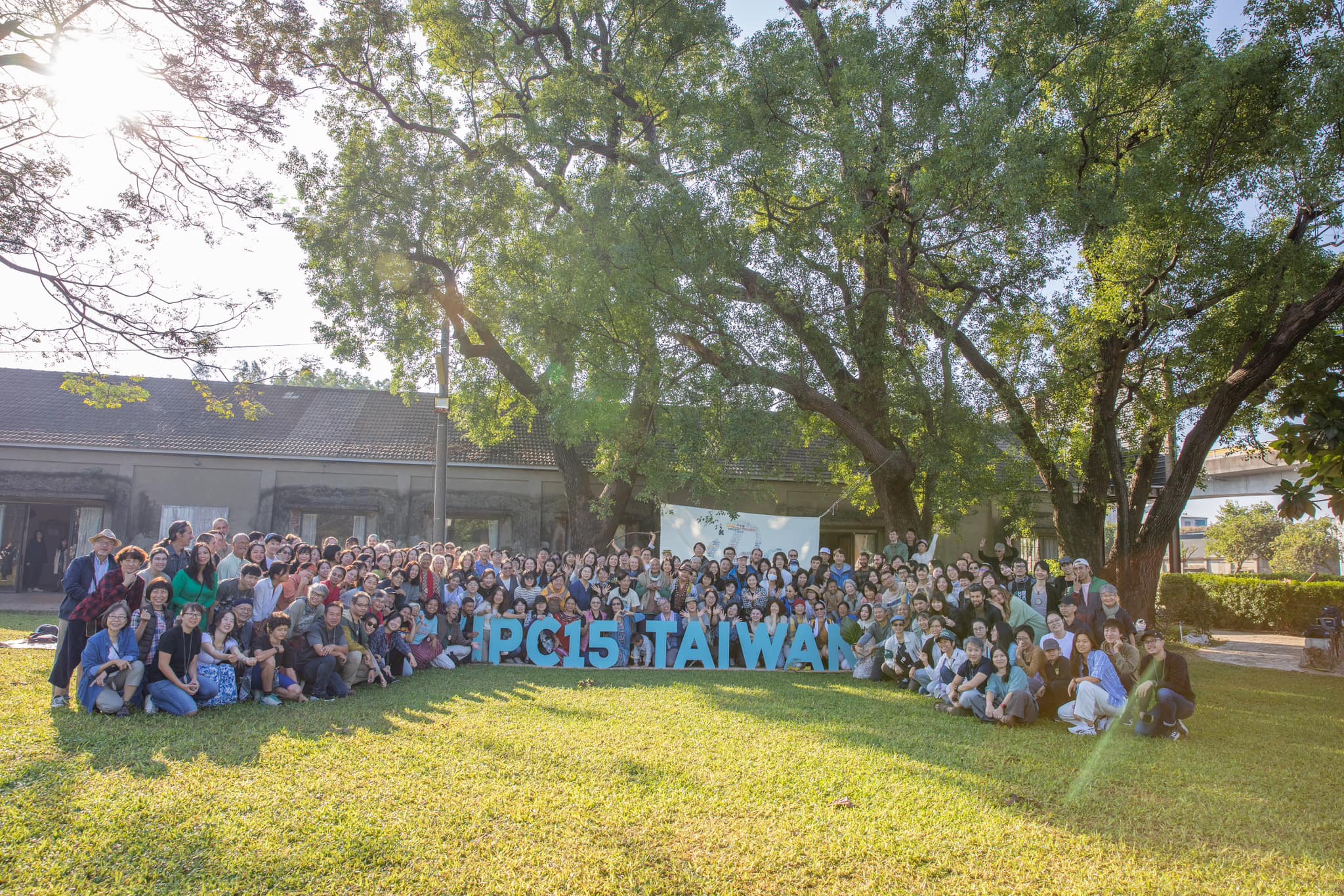 photo de groupe à la conférence internationale de permaculture à Kaohsiung (photo : FB ICP Taiwan)