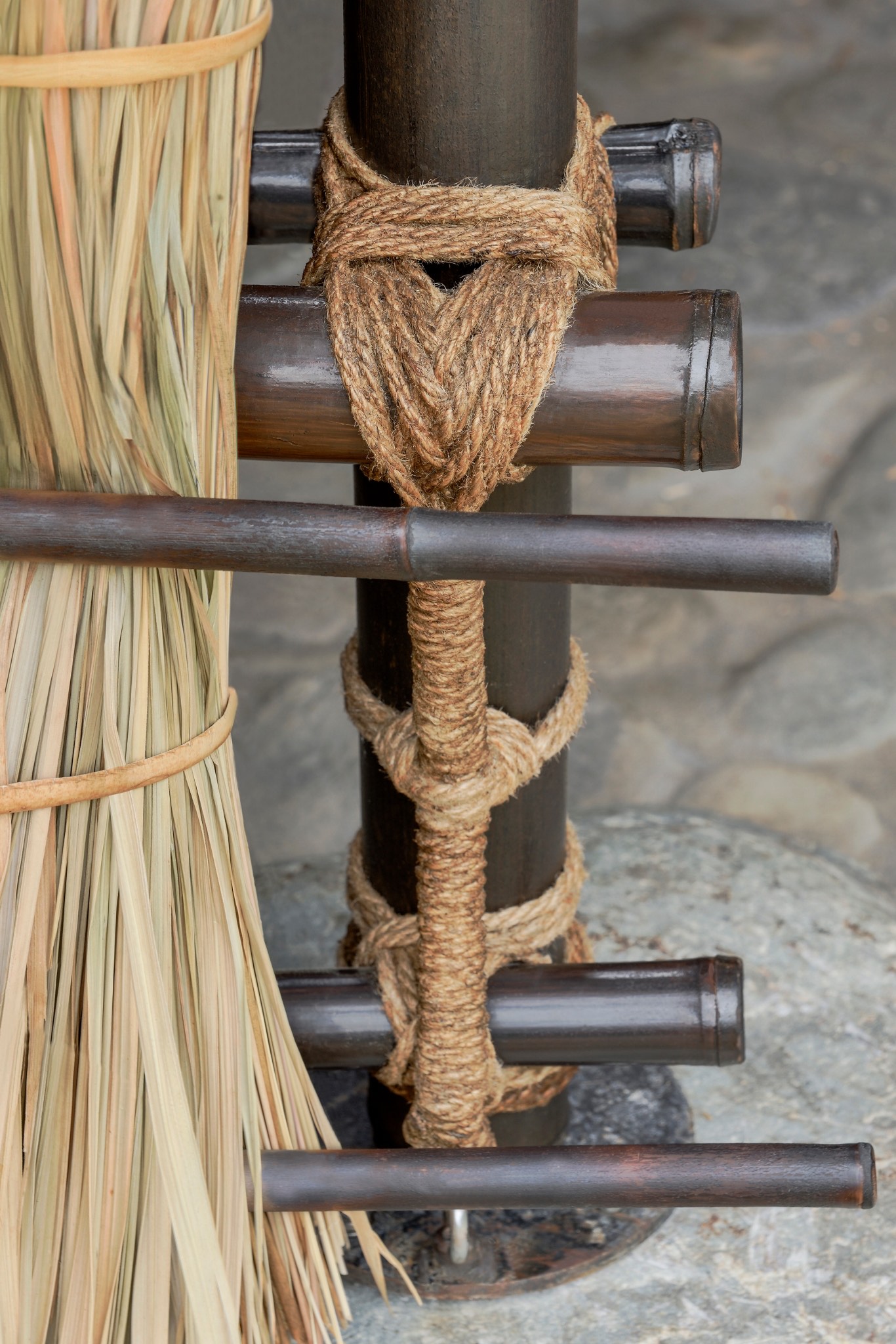 Les magnifiques noeuds qui font tenir la structure (photo : Taiwan Bamboo Society / 汪德範)