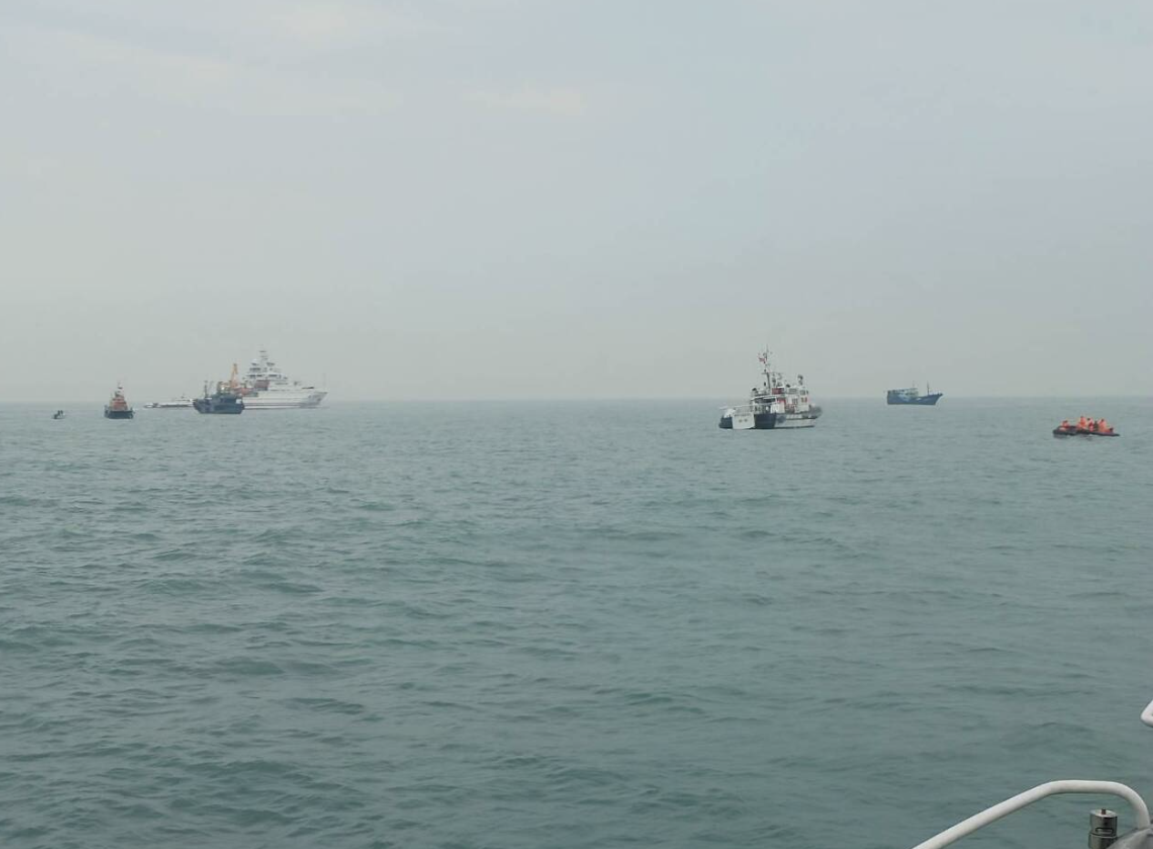 Kapal Nelayan RRT Dengan 6 Awak Kapal Tenggelam di Pulau Dongding Kinmen (foto: coastguard)