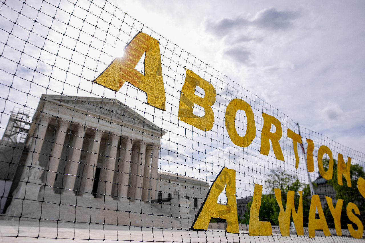 Hak Aborsi Dipolitisasi: Pertarungan Hak atas Tubuh Menentukan Masa Depan Pemilu AS 圖/Rti