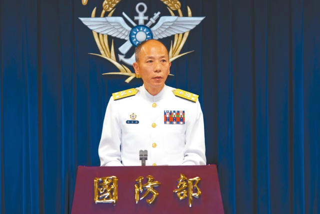 Kep. Staf Militer Turut Interpelasi Yuan Legislatif  Menhankam: Belum Menjadi Rutinitas